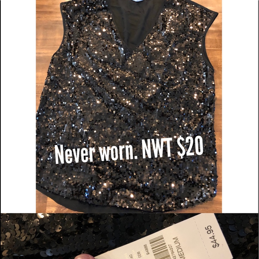 Nyc too never worn. NWT